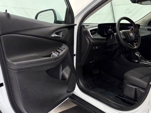 Used 2025 Buick Encore GX Preferred FWD image 30