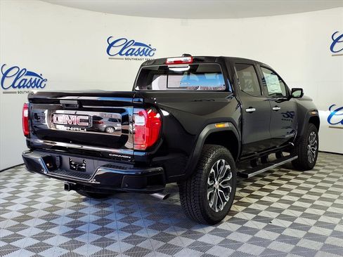 New 2026 GMC Canyon Denali image 25