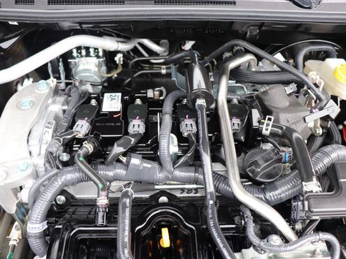 Used 2026 Nissan Sentra SR w/ Floor Mat Package FWD image 44