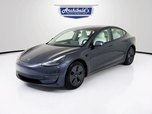 Used 2021 Tesla Model 3 Long Range AWD/4WD image 3