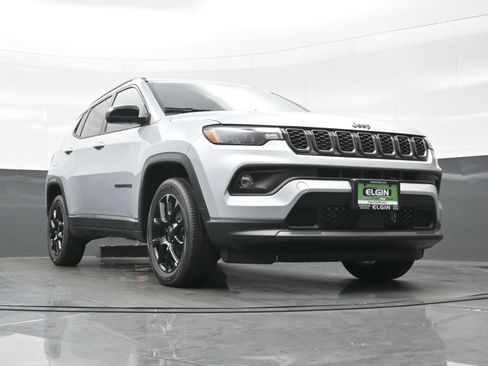 New 2026 Jeep Compass Latitude AWD/4WD image 17