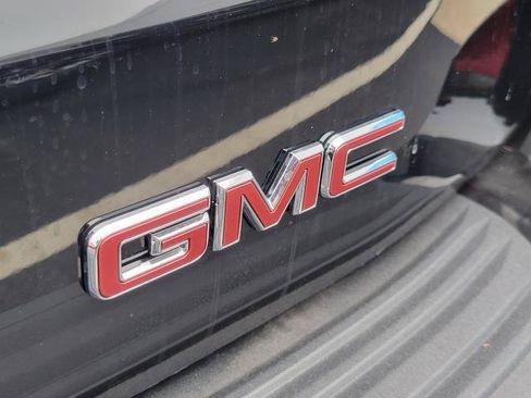 New 2026 GMC Yukon Denali w/ Denali Reserve Package AWD/4WD image 7