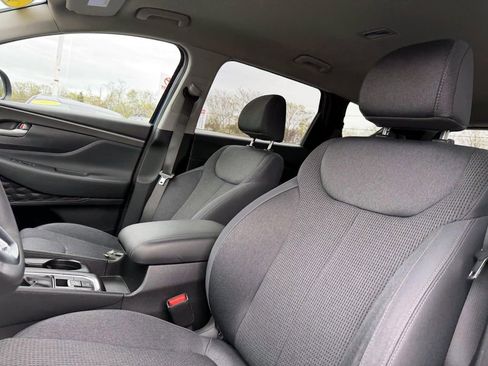 Used 2019 Hyundai Santa Fe SE FWD image 17
