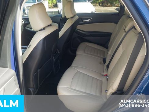 Used 2024 Ford Edge SEL image 17