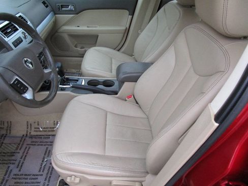 Used 2009 Mercury Milan Premier image 12