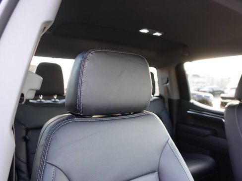 Used 2024 GMC Sierra 1500 Elevation image 24