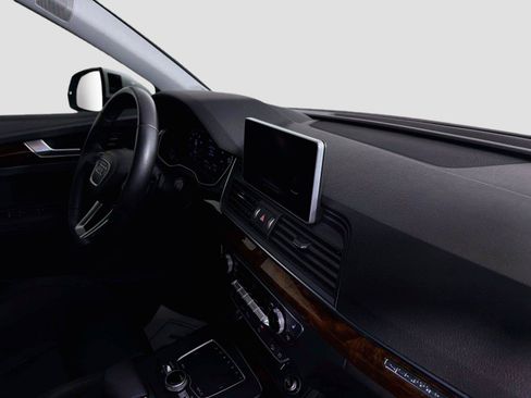 Used 2019 Audi Q5 2.0T Premium Plus w/ Premium Plus Package AWD/4WD image 29