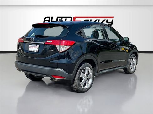 Used 2021 Honda HR-V LX image 7