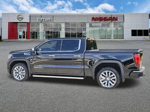 Used 2025 GMC Sierra 1500 Denali AWD/4WD image 7