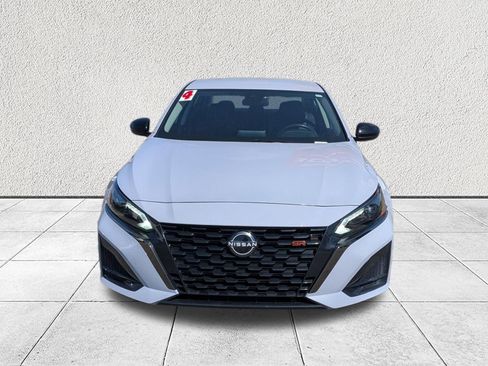 Used 2024 Nissan Altima 2.5 SR image 8