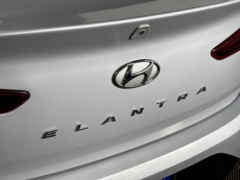 Used 2019 Hyundai Elantra Value Edition image 24