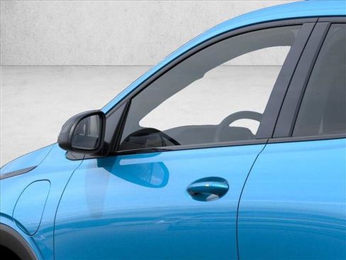 New 2027 Chevrolet Bolt LT w/ Comfort Package FWD image 12