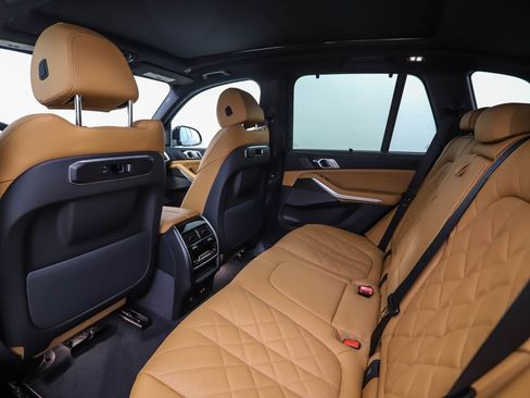 New 2026 BMW X5 xDrive40i w/ M Sport Package image 22