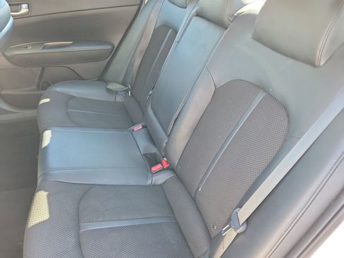 Used 2019 Kia Optima S image 7