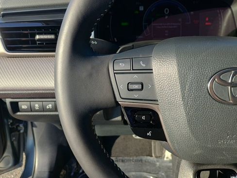 Used 2025 Toyota Camry SE w/ Multimedia Upgrade Package FWD image 26