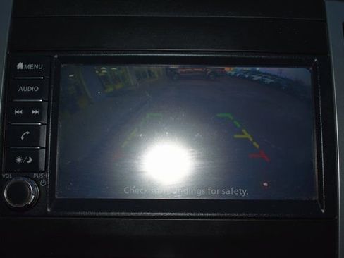 Used 2020 Nissan Frontier SV image 22