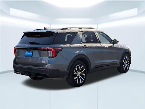 Used 2026 Ford Explorer ST-Line w/ Premium Package RWD image 6