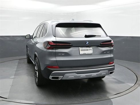 New 2026 BMW X5 sDrive40i w/ Parking Assistance Package image 8