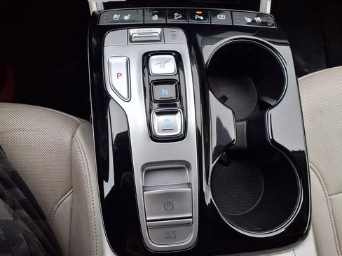 Used 2024 Hyundai Tucson Limited image 11