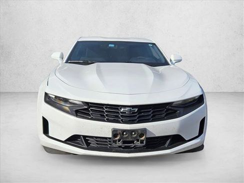 Used 2020 Chevrolet Camaro LT image 2