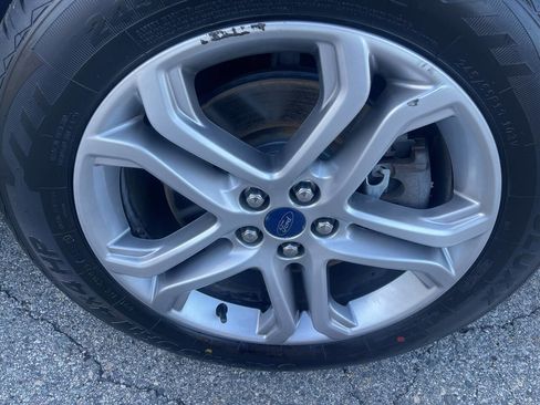 Used 2016 Ford Edge Titanium w/ Equipment Group 301A image 32