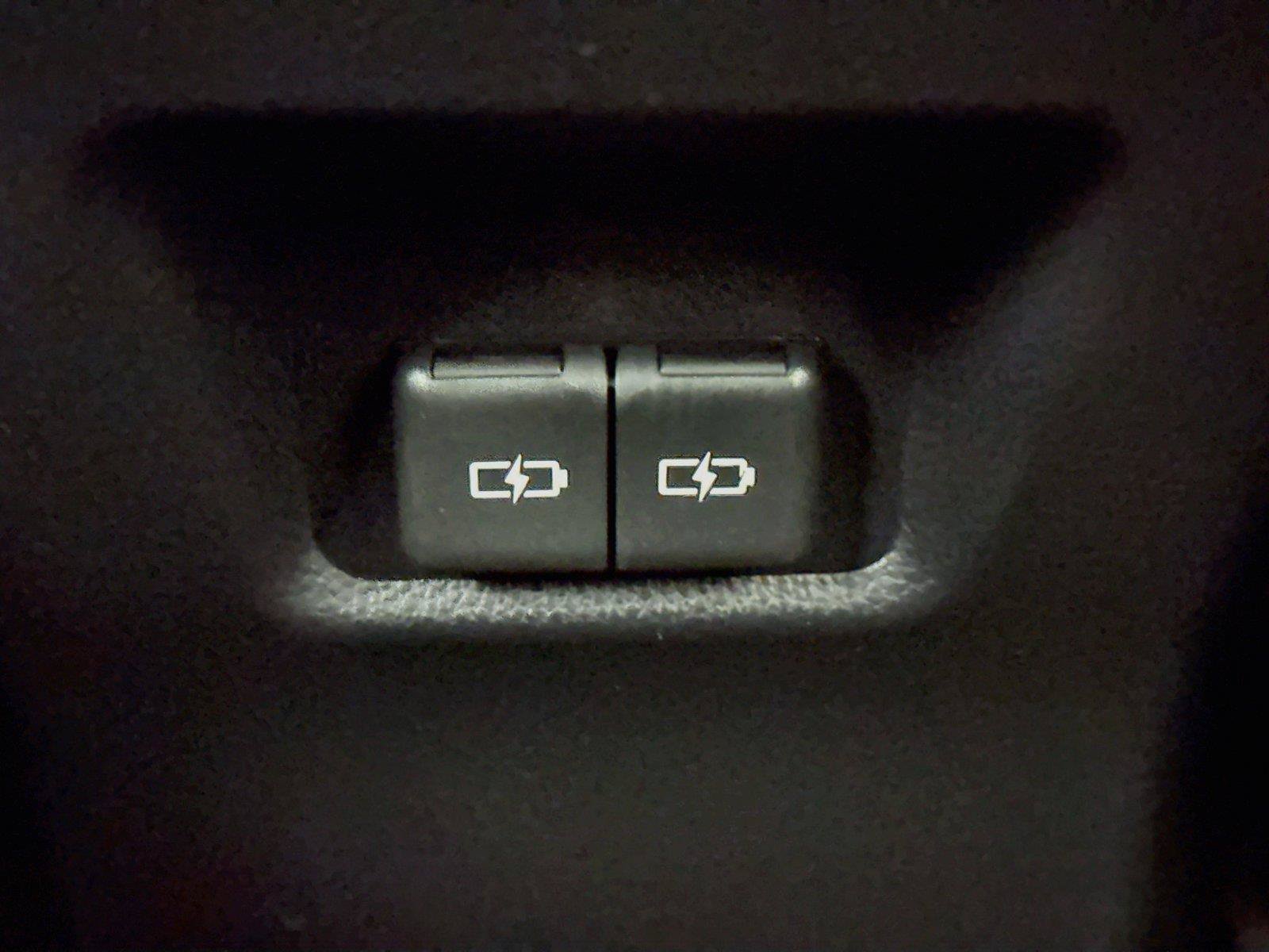 Certified 2025 Toyota RAV4 XLE w/ Convenience Package FWD image 36