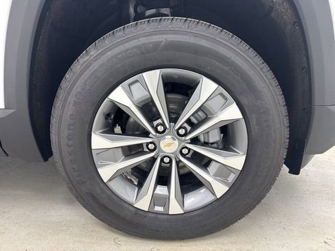 New 2026 Chevrolet Equinox LT FWD image 31