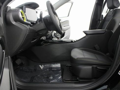 New 2026 Chevrolet Trax LT image 16