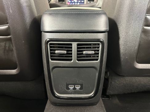 Used 2023 Dodge Charger GT w/ Blacktop Package image 29