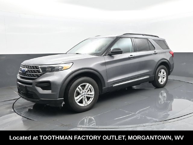 Used 2022 Ford Explorer XLT AWD/4WD image 1
