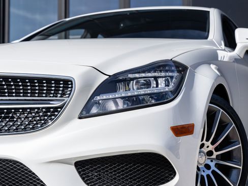 Used 2016 Mercedes-Benz CLS 400 image 11