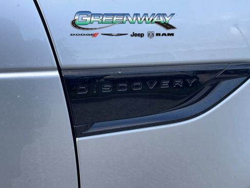 Used 2018 Land Rover Discovery HSE AWD/4WD image 10