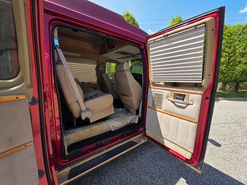 Used 2002 Ford E-150 and Econoline 150 image 22