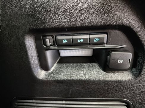 Used 2020 Ford Explorer ST w/ Premium Technology Package image 41