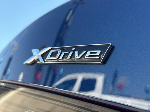 Used 2019 BMW 330i xDrive Sedan w/ Premium Package AWD/4WD image 38