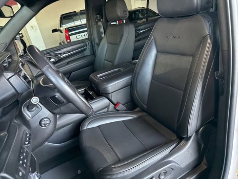 Used 2022 GMC Yukon Denali image 6