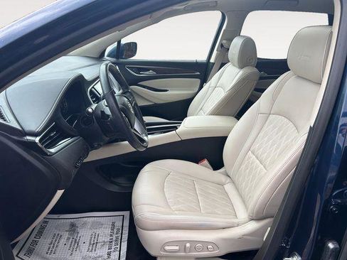 Used 2022 Buick Enclave Avenir AWD/4WD image 9