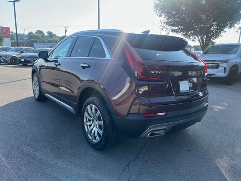 Used 2023 Cadillac XT4 Premium Luxury FWD image 2