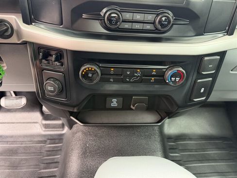 Used 2023 Ford F150 XL w/ Trailer Tow Package RWD image 28