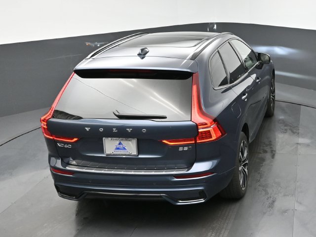 Used 2024 Volvo XC60 B5 Ultimate w/ Climate Package AWD/4WD image 21
