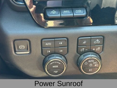 Used 2023 Chevrolet Silverado 1500 ZR2 w/ Technology Package AWD/4WD image 32