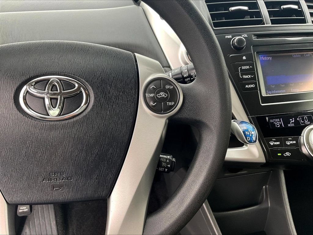 Used 2013 Toyota Prius V Three FWD image 12