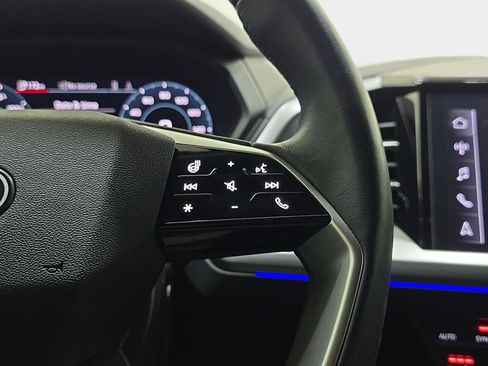 Used 2024 Audi Q4 e-tron Prestige w/ Black Optic Package image 21