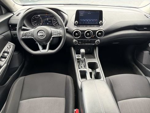 Used 2025 Nissan Sentra SV FWD image 15
