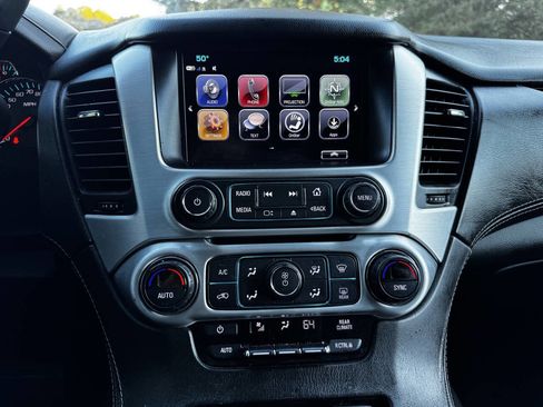 Used 2017 GMC Yukon SLE w/ SLE Value Package image 13