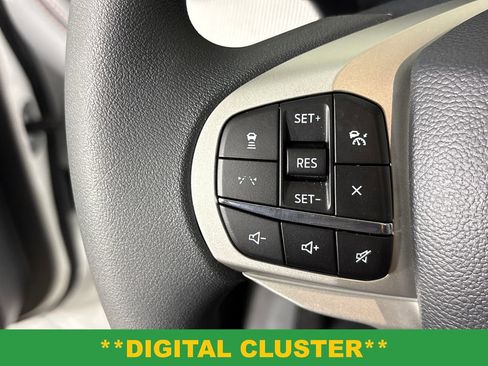 New 2026 Ford Explorer Active RWD image 19
