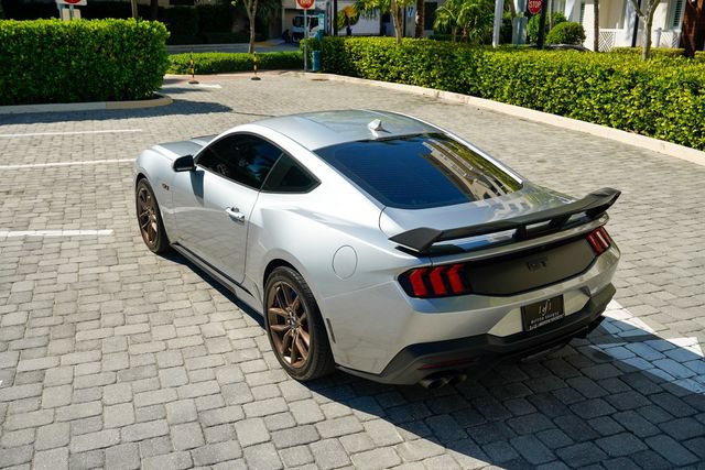 Used 2024 Ford Mustang GT Premium RWD image 21
