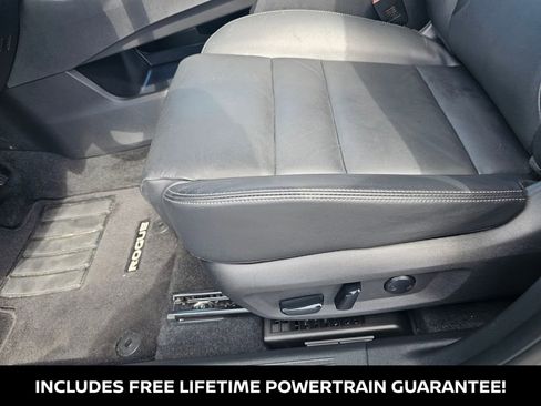 Used 2025 Nissan Rogue SL w/ Tech Package image 20