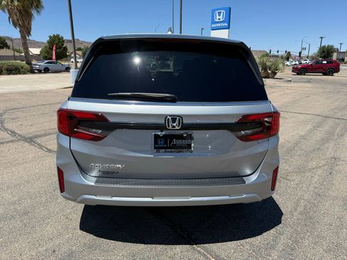 Certified 2025 Honda Odyssey EX-L image 7