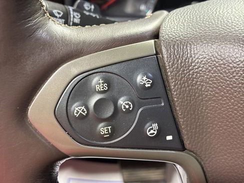 Used 2015 Chevrolet Silverado 1500 High Country w/ High Country Premium Package image 13